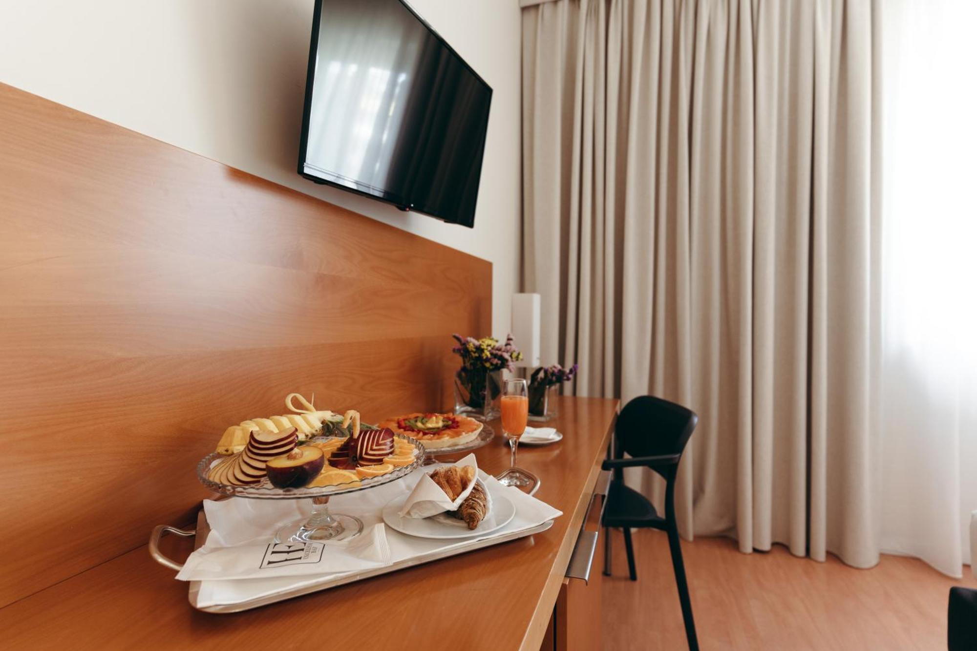 Hotel Excelsior Bari Esterno foto
