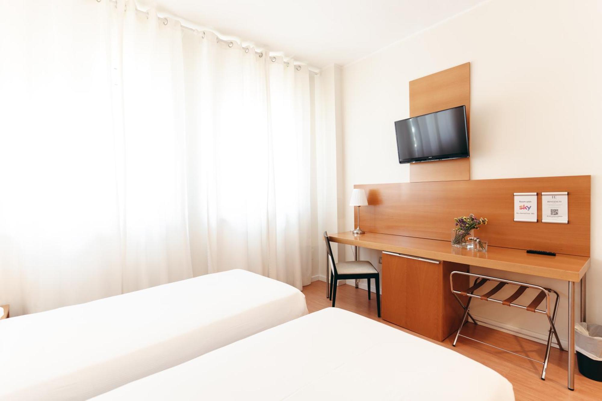 Hotel Excelsior Bari Esterno foto