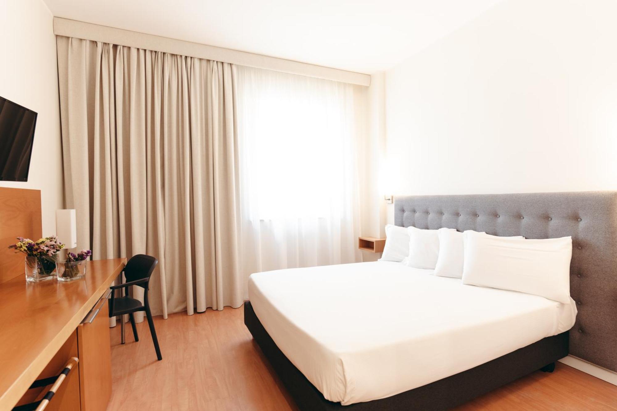 Hotel Excelsior Bari Esterno foto