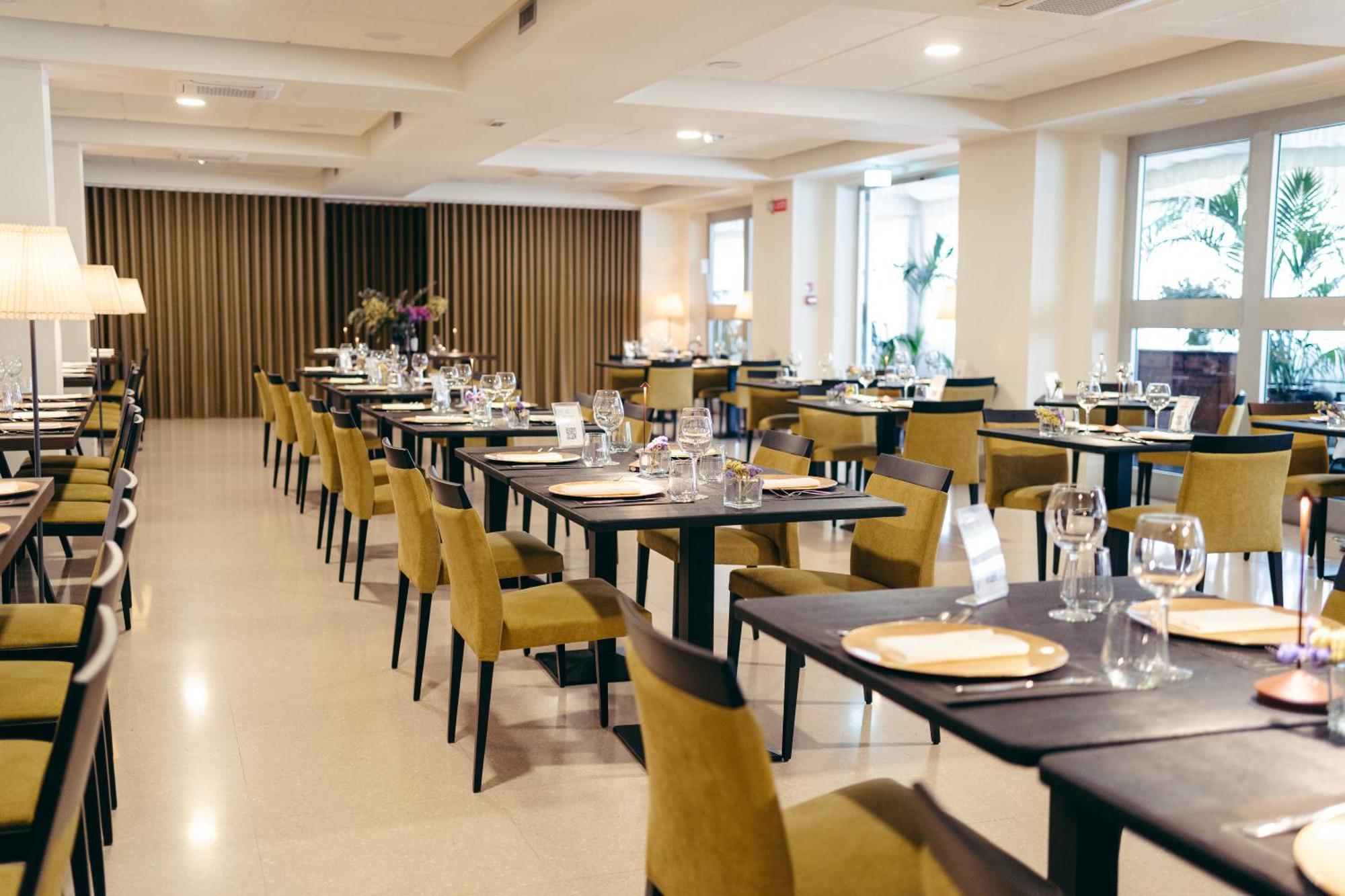 Hotel Excelsior Bari Esterno foto